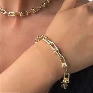 New!! Chic Gold U Link Chain Fashion Bracelet!